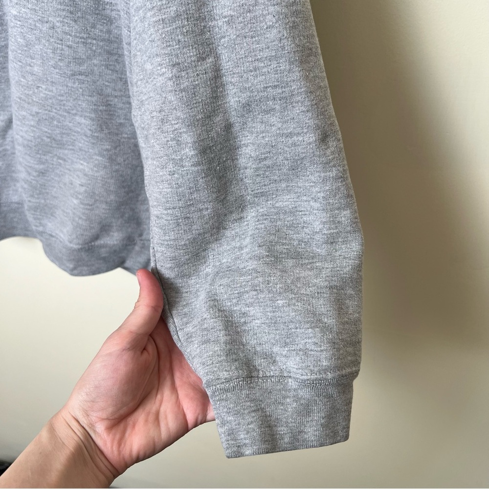 Winnie The Pooh Cartoon Disney Embroidered Gray Crewneck Sweatshirt XL 90s Y2K - Picture 4 of 8